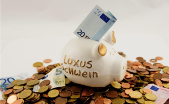 How to Keep Your Financial Transactions as Private as Possible