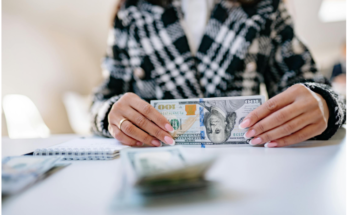 CD Laddering Explained: How to Earn Interest and Keep Your Cash Flow Flexible