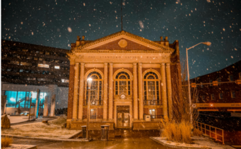 How to Write and Cash a Check Payable to Cash: Benefits, Risks, and Safer Alternatives