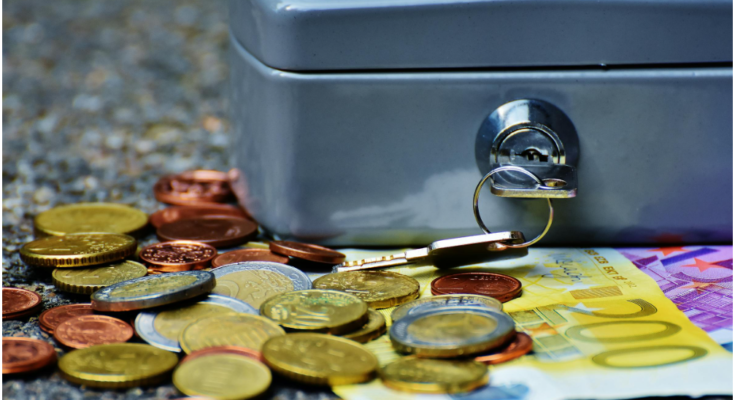 Can You Write a Check to Yourself? A Beginner-Friendly Guide