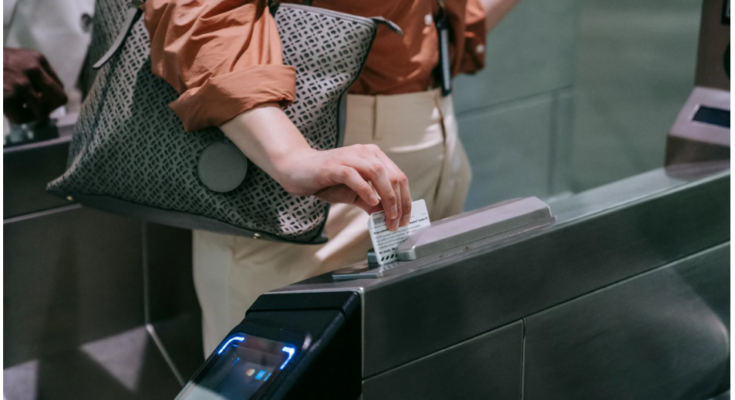 How Long Is a Check Valid? A Simple Guide for Everyday Banking