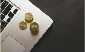 What Is a Payee? A Simple Guide for Beginners